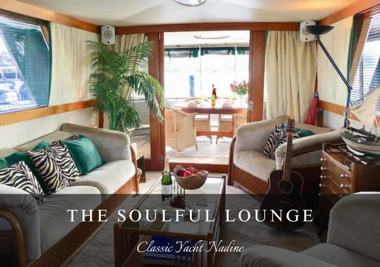 Classic Yacht Nadine In Poole Harbour, Dorset, With A Hot Tub Jacuzzi Zewnętrze zdjęcie