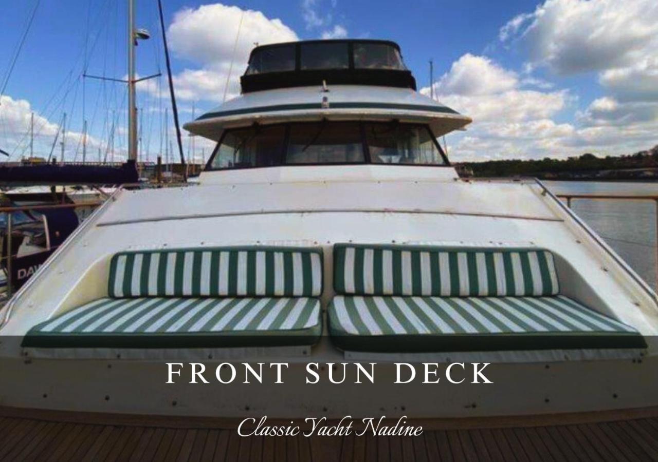 Classic Yacht Nadine In Poole Harbour, Dorset, With A Hot Tub Jacuzzi Zewnętrze zdjęcie