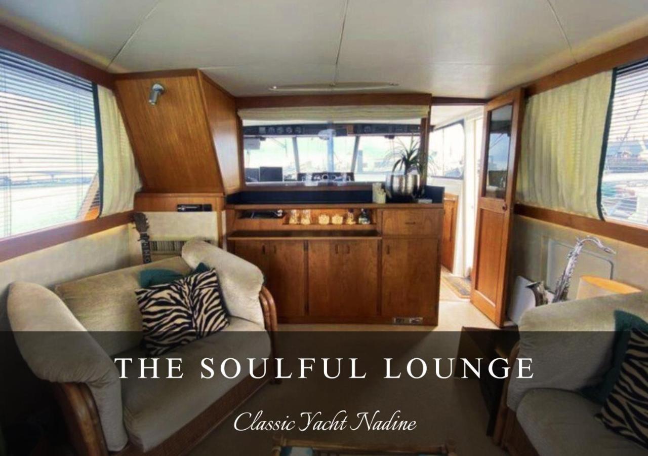 Classic Yacht Nadine In Poole Harbour, Dorset, With A Hot Tub Jacuzzi Zewnętrze zdjęcie