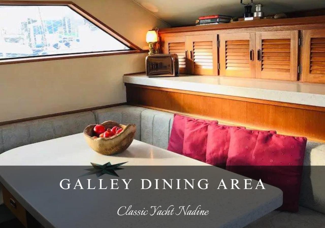 Classic Yacht Nadine In Poole Harbour, Dorset, With A Hot Tub Jacuzzi Zewnętrze zdjęcie